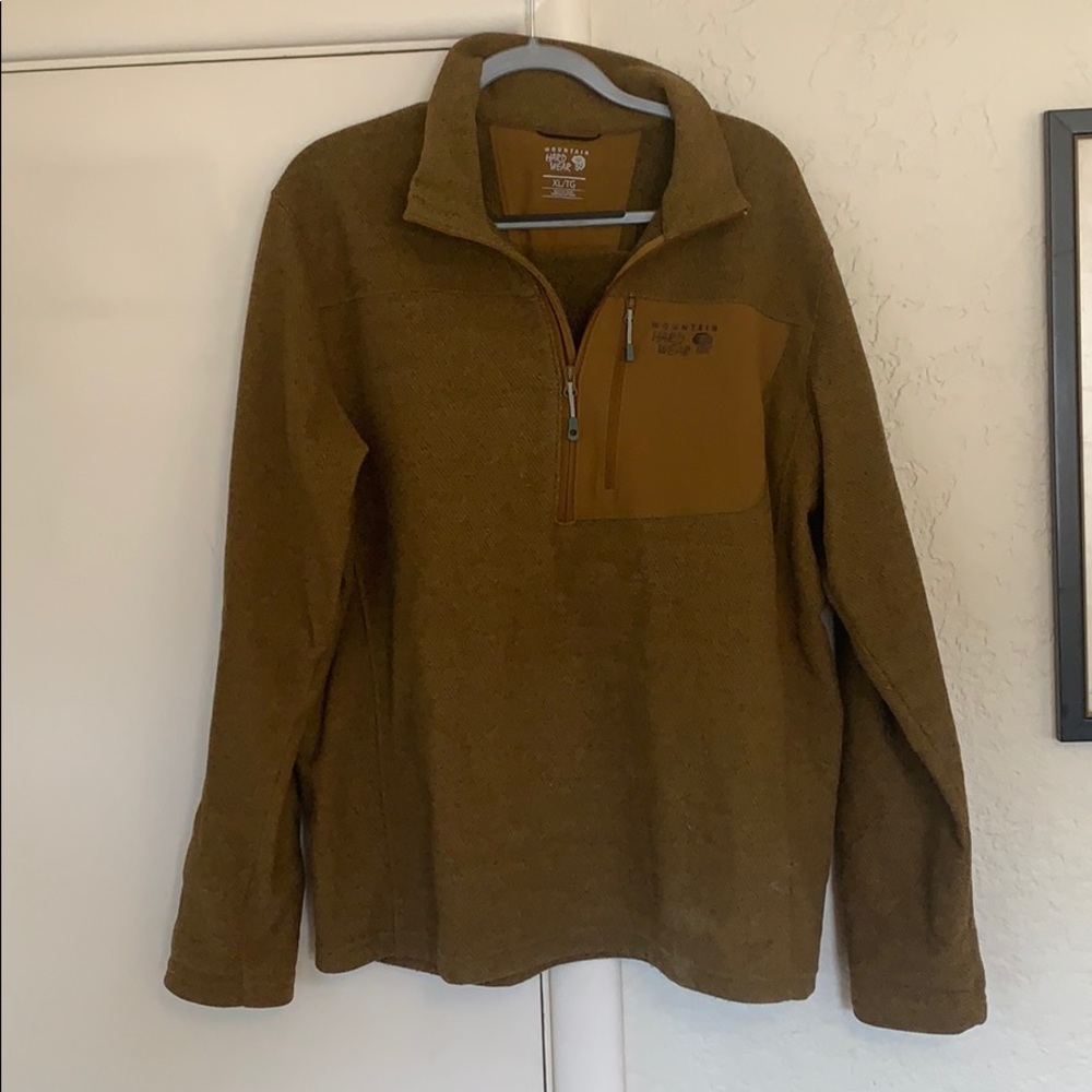 XL Mountain Hardwear Quarter Zip